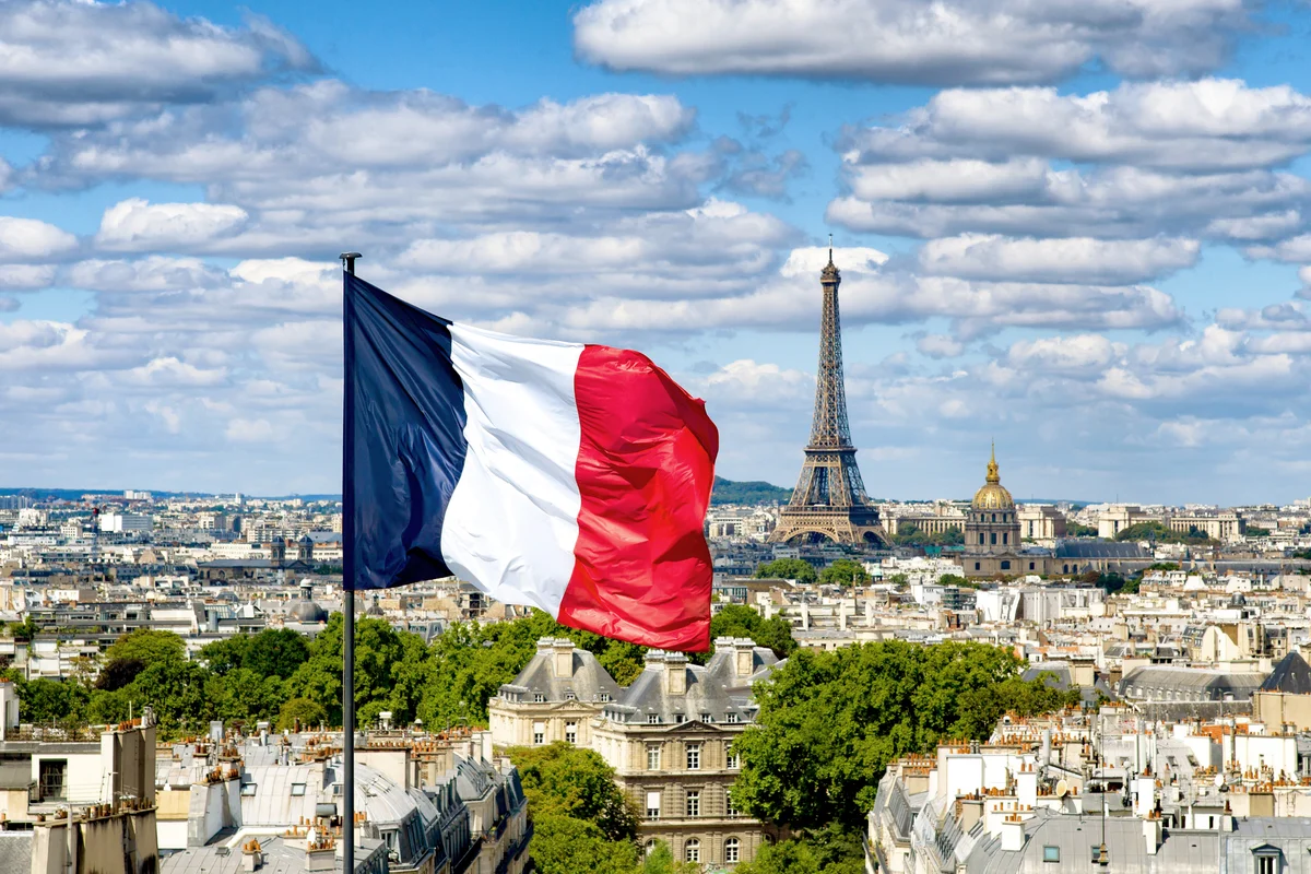 France Cuts $580 Million From Green Homes Renovation Fund